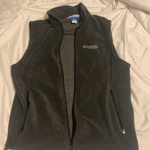 Men Columbia vest size large
